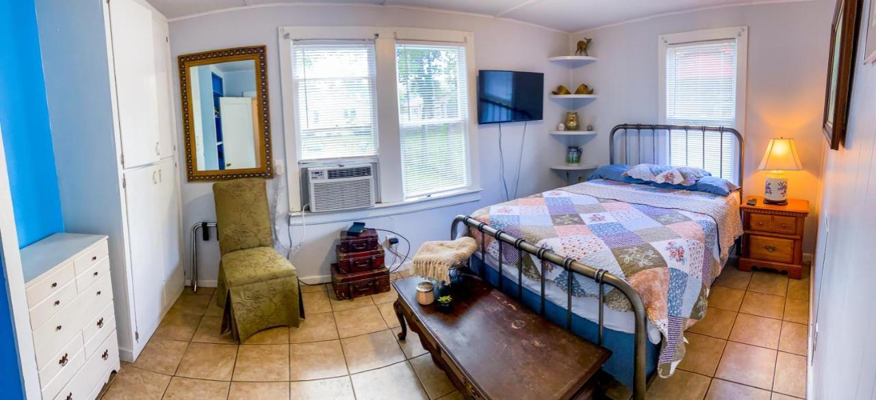 Private Home In Ocala With Fenced Yard, Piano, Central Location, Pets Welcome Kültér fotó